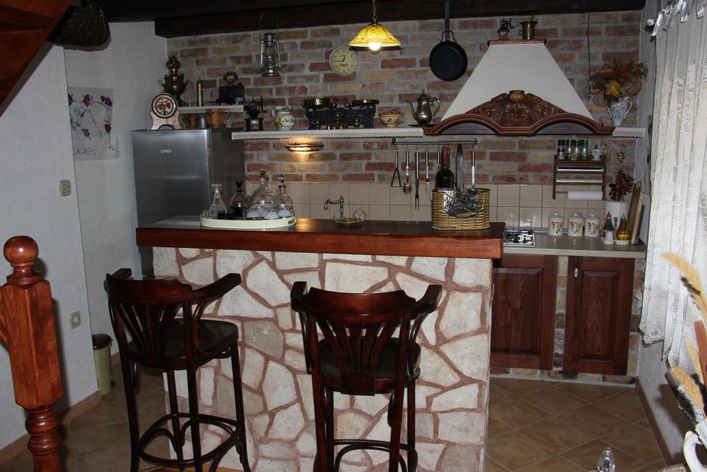 Holiday Home Zavala 克勒克 外观 照片